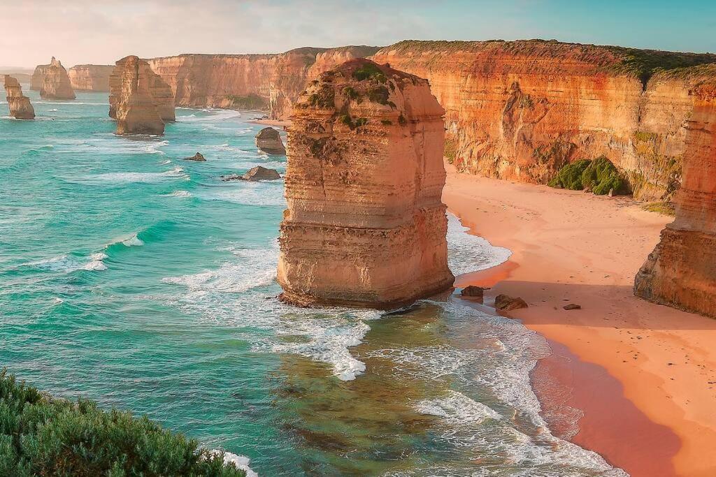 The Hangout King Beds Hammock Chairs With A View Port Campbell Exterior photo